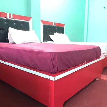 Subha Laxmi Hotel & Lodge Bahāsi Esterno foto
